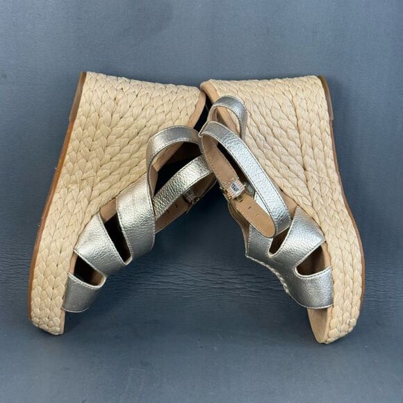 UGG Women's Careena Ankle-Strap Espadrille Platform Wedge Sandals size 9 - Picture 7 of 10